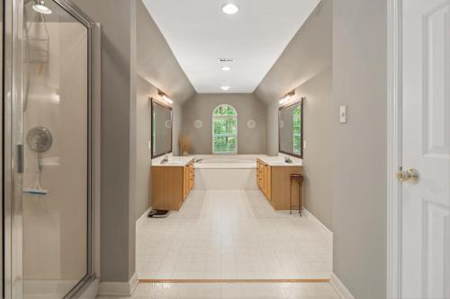 master-bath-2 (1)